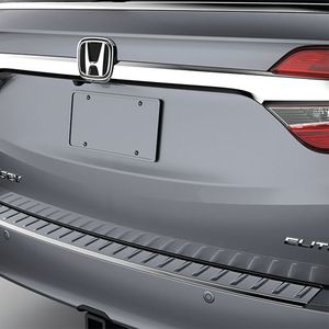 2018–2026 Honda Odyssey Chrome Rear Bumper Protector – 08P01-THR-100